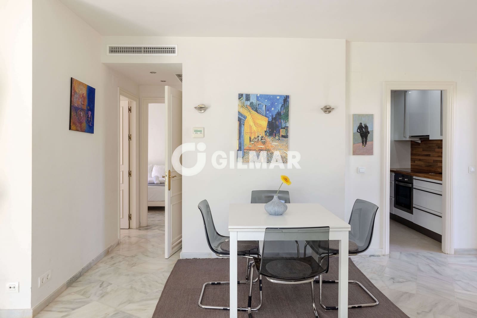 2 soveværelse Lejlighed til salg i Elviria med swimmingpool - € 425.000 (Ref: 10048359)