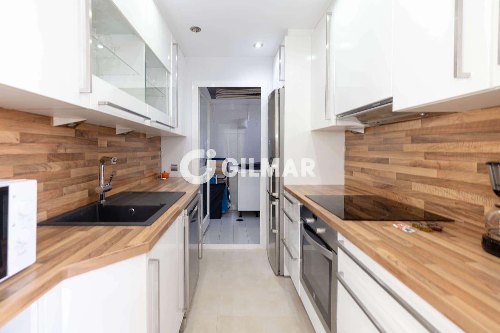 2 soveværelse Lejlighed til salg i Elviria med swimmingpool - € 425.000 (Ref: 10048359)