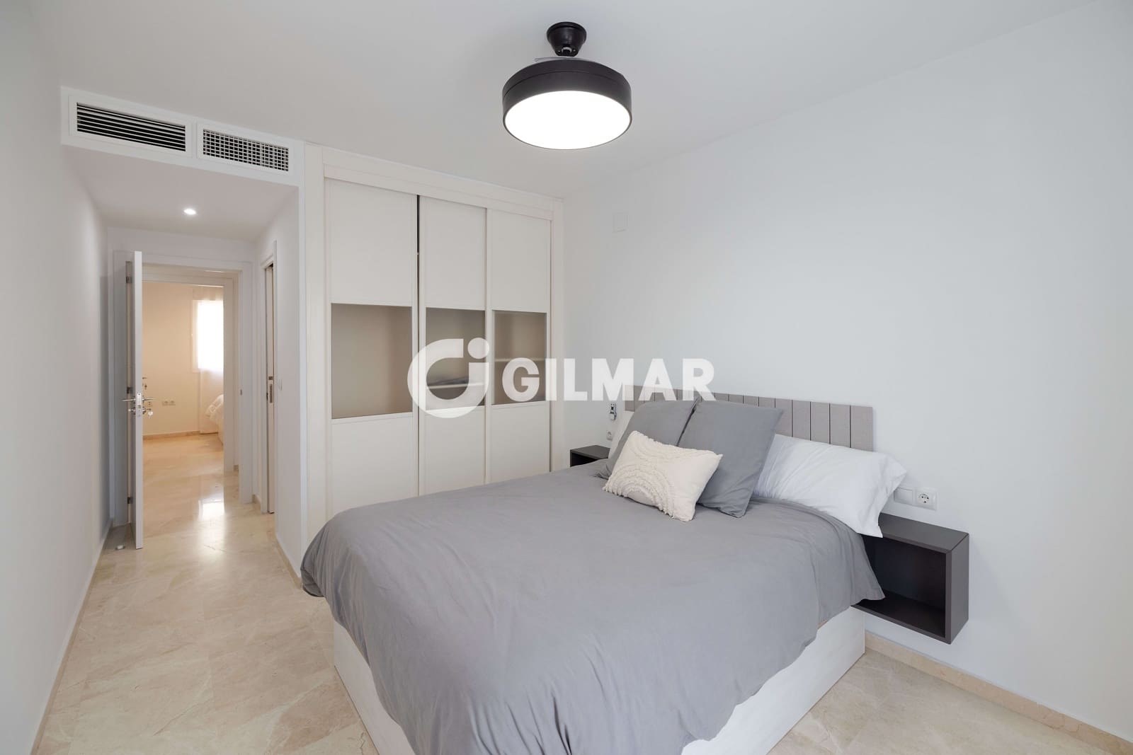 4 slaapkamer Flat te koop in Malaga stad met zwembad garage - € 1.350.000 (Ref: 10048360)