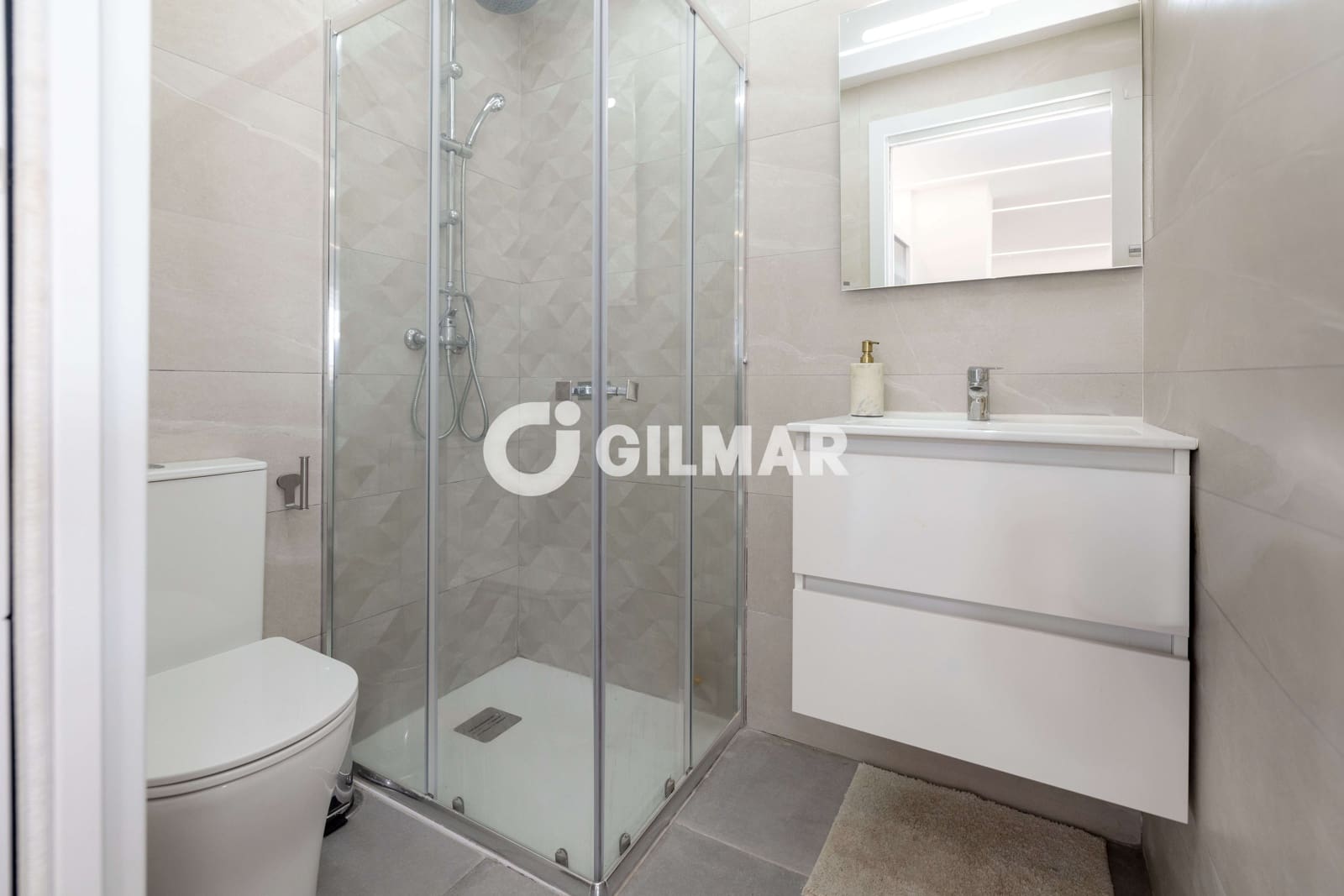 4 slaapkamer Flat te koop in Malaga stad met zwembad garage - € 1.350.000 (Ref: 10048360)