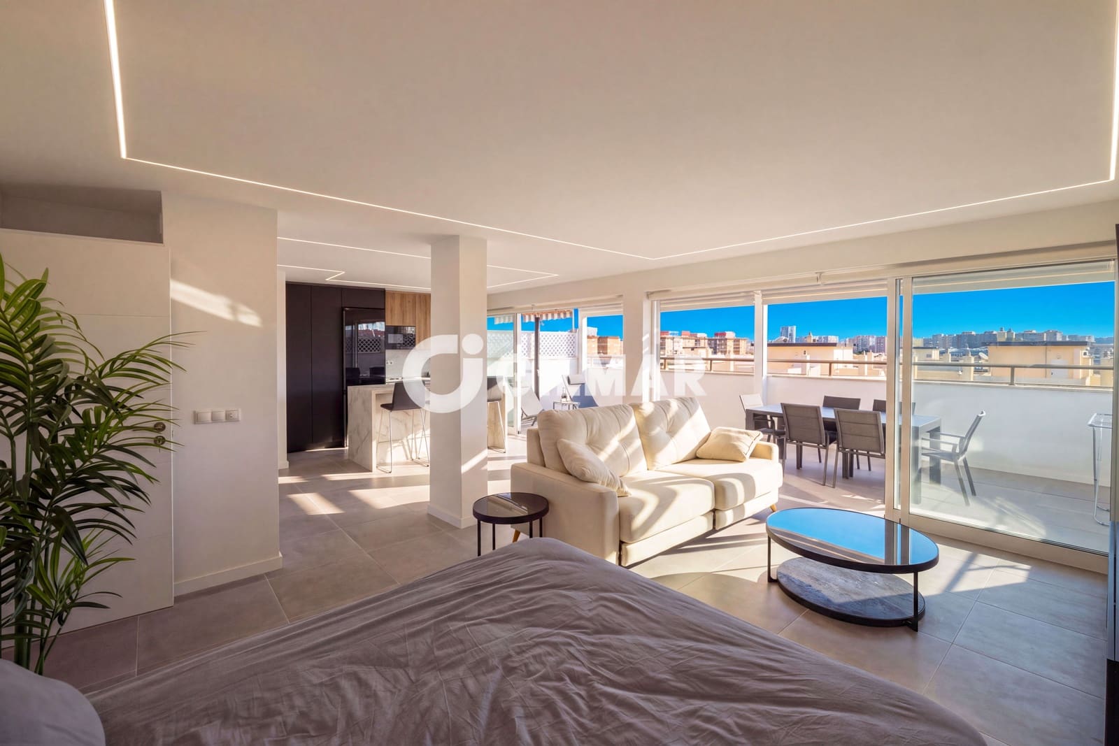 4 slaapkamer Flat te koop in Malaga stad met zwembad garage - € 1.350.000 (Ref: 10048360)