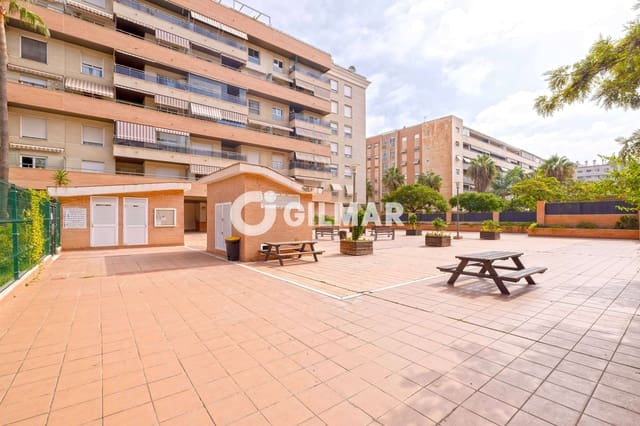 4 chambre Appartement à vendre à Carretera de Cadiz, Malaga ville avec piscine garage - 1 350 000 € (Ref: 10048360)