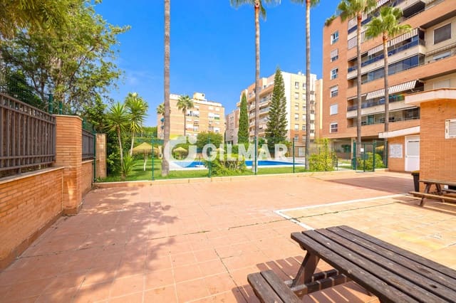 4 chambre Appartement à vendre à Carretera de Cadiz, Malaga ville avec piscine garage - 1 350 000 € (Ref: 10048360)
