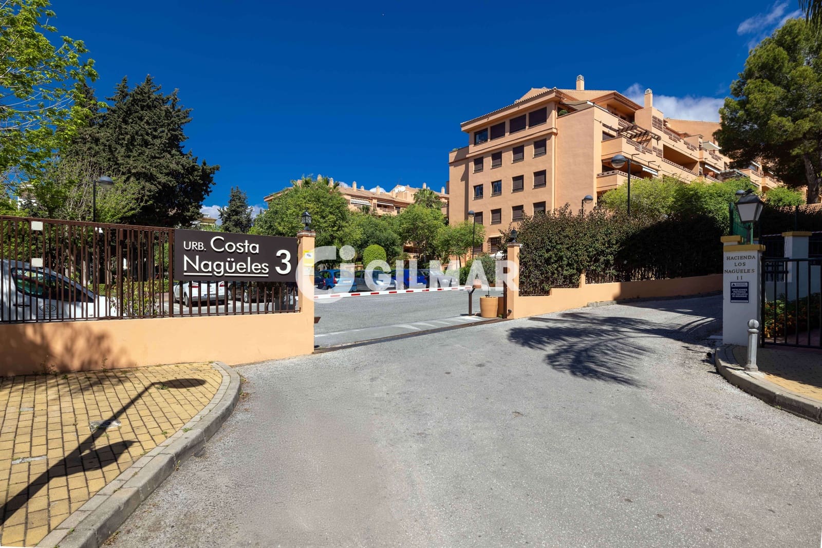 2 Zimmer Wohnung zu verkaufen in Marbella mit Pool Garage - 600.000 € (Ref: 10049670)