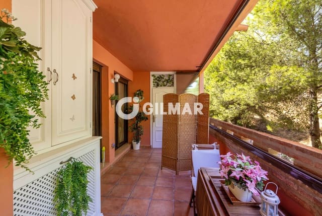 2 sypialnia Mieszkanie na sprzedaż w Marbella Centro, Marbella z basenem garażem - 600 000 € (Ref: 10049670)