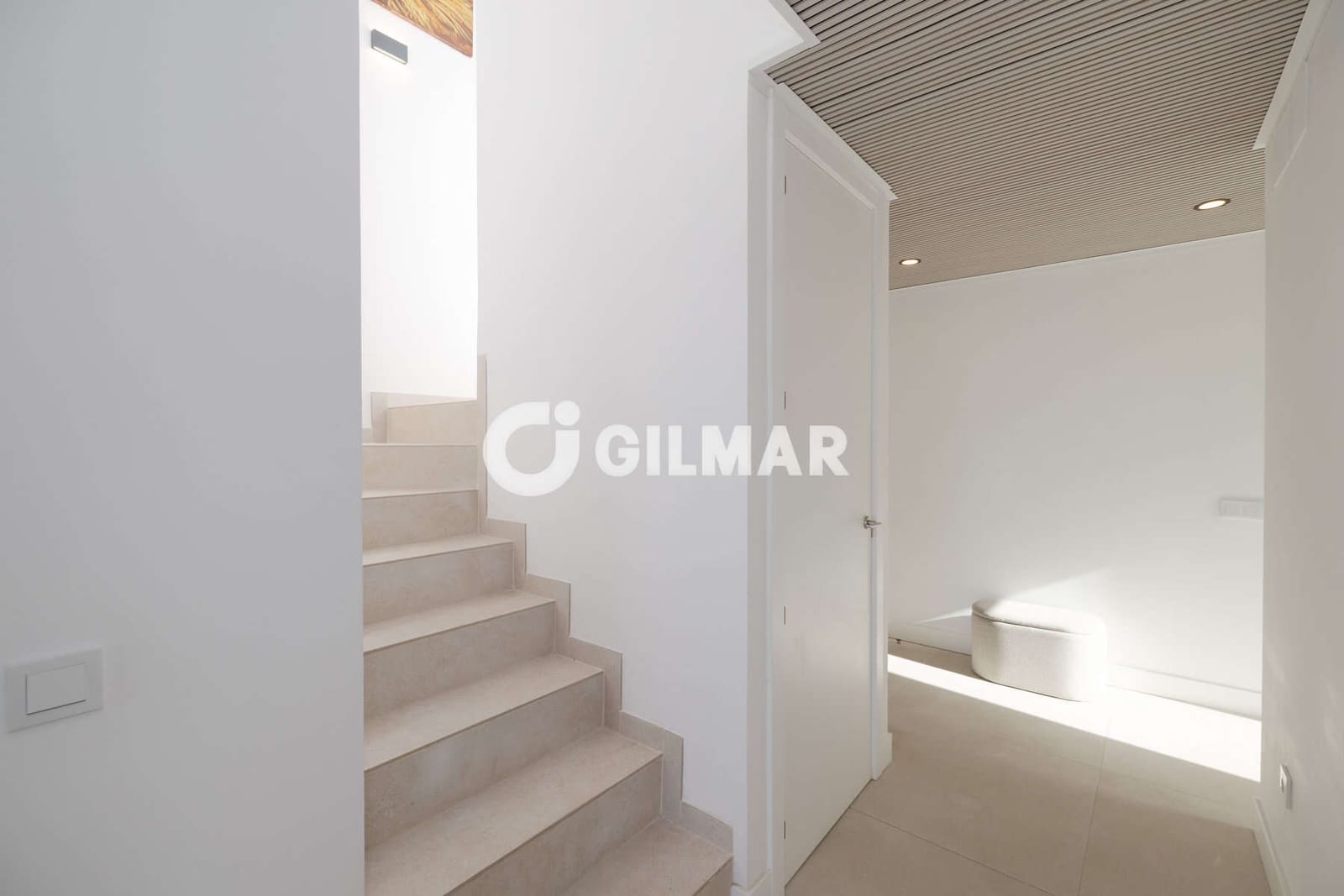 3 soverom Penthouse til salgs i Estepona med svømmebasseng garasje - € 1 149 000 (Ref: 10051922)