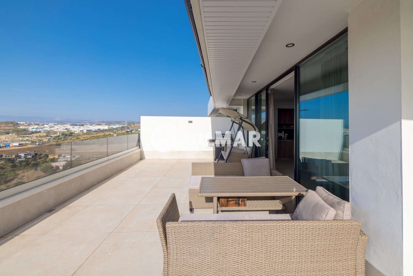 3 soverom Penthouse til salgs i Estepona med svømmebasseng garasje - € 1 149 000 (Ref: 10051922)