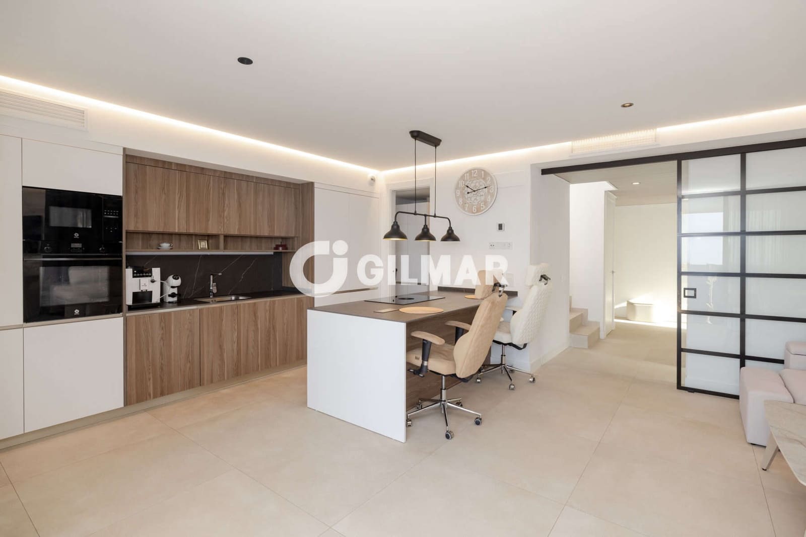 3 soverom Penthouse til salgs i Estepona med svømmebasseng garasje - € 1 149 000 (Ref: 10051922)