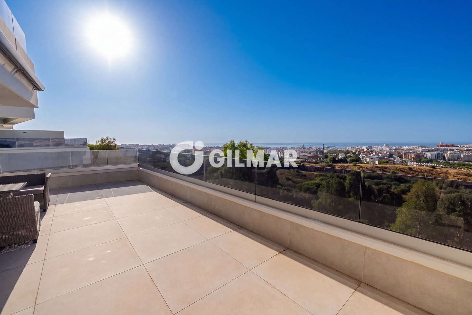3 soverom Penthouse til salgs i Estepona med svømmebasseng garasje - € 1 149 000 (Ref: 10051922)