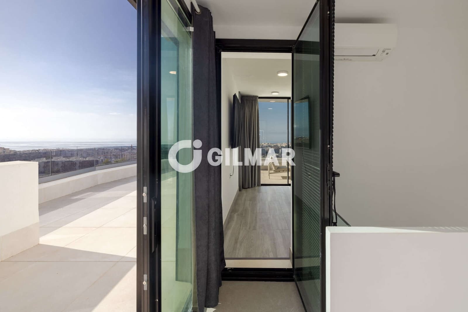3 soverom Penthouse til salgs i Estepona med svømmebasseng garasje - € 1 149 000 (Ref: 10051922)