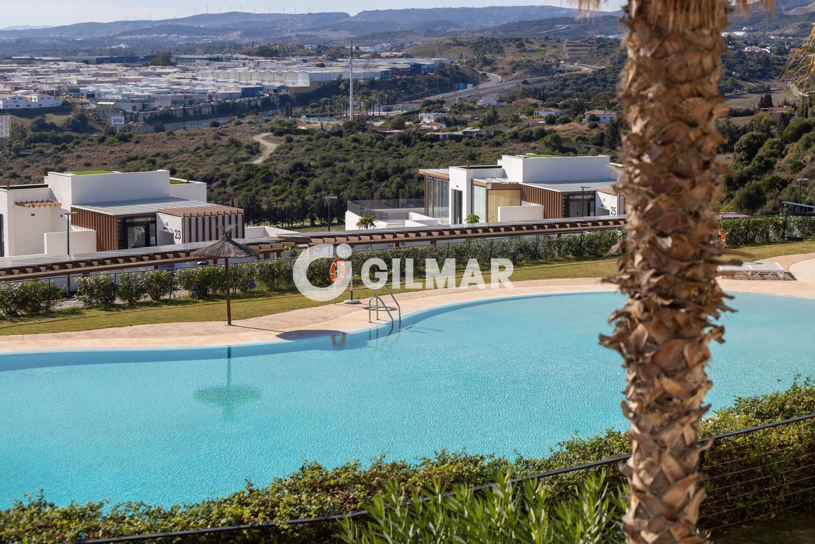 3 soverom Penthouse til salgs i Estepona med svømmebasseng garasje - € 1 149 000 (Ref: 10051922)