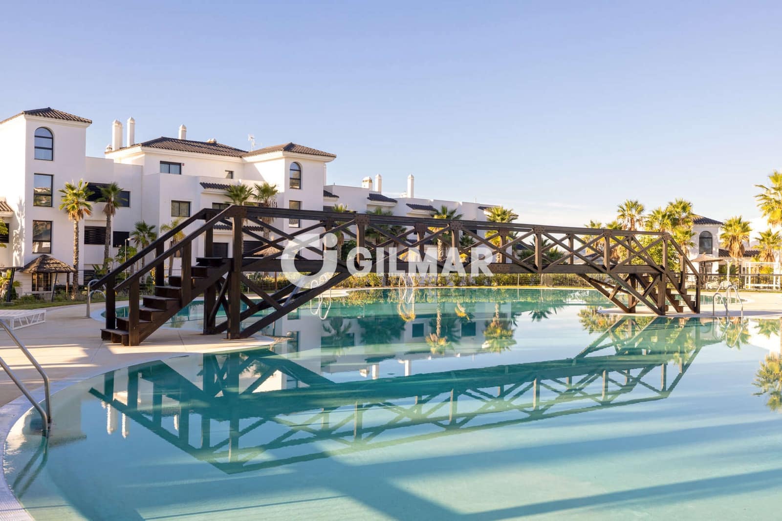 3 soverom Penthouse til salgs i Estepona med svømmebasseng garasje - € 1 149 000 (Ref: 10051922)