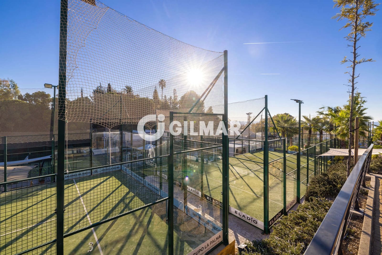 3 soverom Penthouse til salgs i Estepona med svømmebasseng garasje - € 1 149 000 (Ref: 10051922)