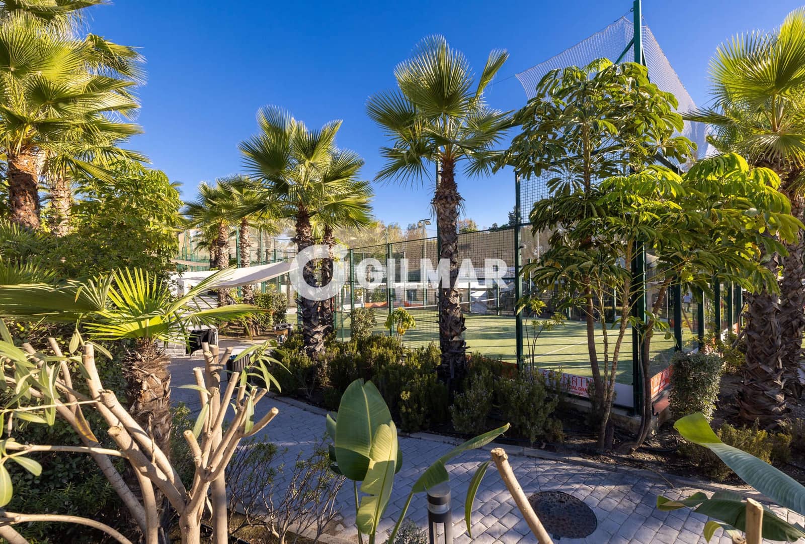 3 soverom Penthouse til salgs i Estepona med svømmebasseng garasje - € 1 149 000 (Ref: 10051922)