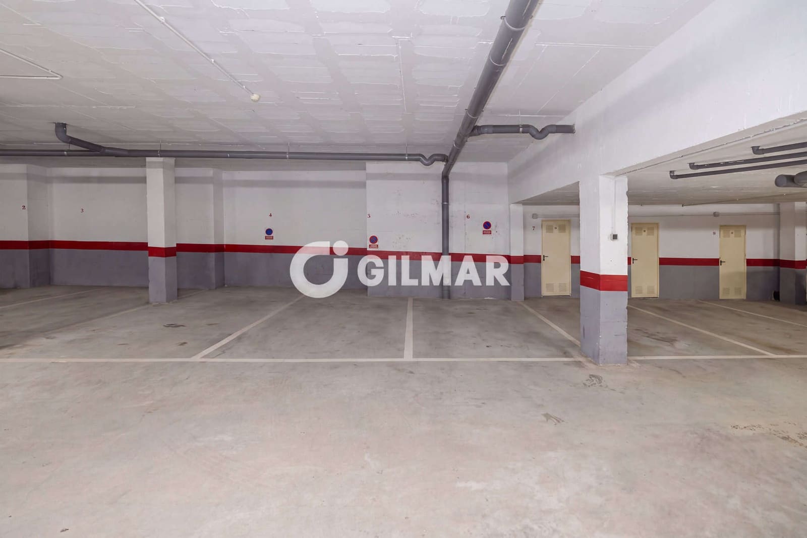 3 makuuhuone Kattohuoneisto myytävänä paikassa El Paraiso mukana uima-altaan 
autotalli - 680 000 € (Ref: 10052014)