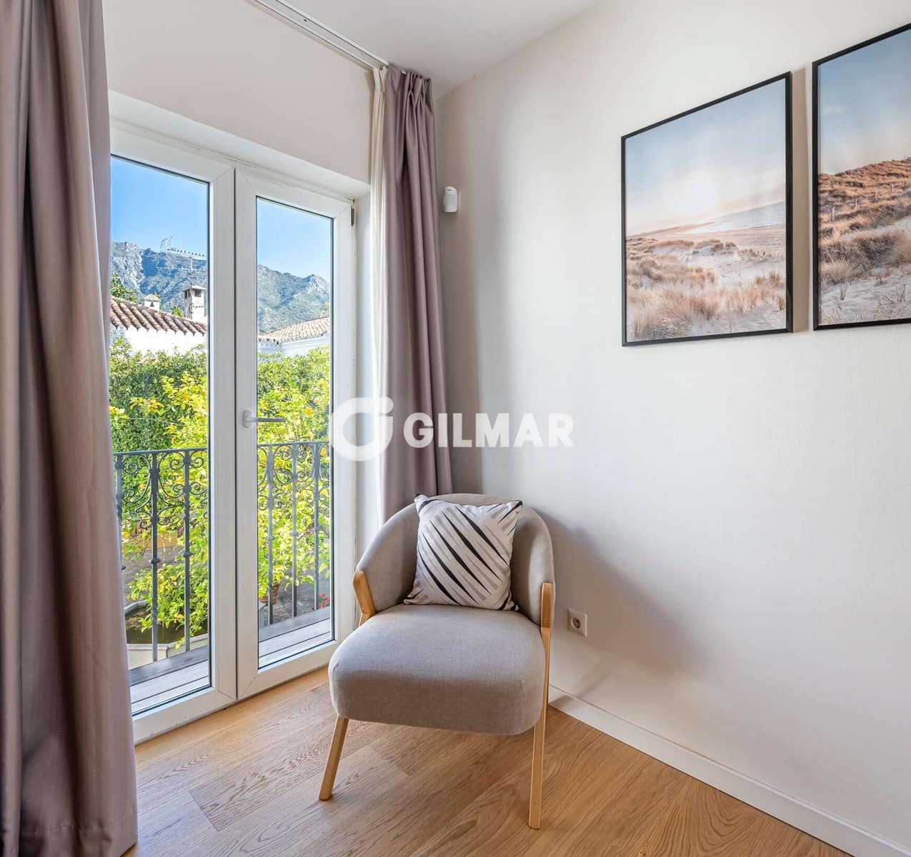 3 slaapkamer Rijtjeshuis te koop in Marbella - € 990.000 (Ref: 10057213)