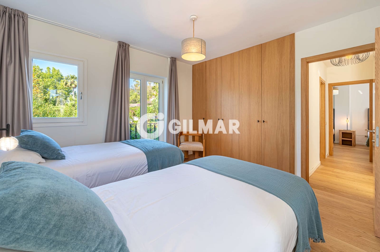 3 slaapkamer Rijtjeshuis te koop in Marbella - € 990.000 (Ref: 10057213)