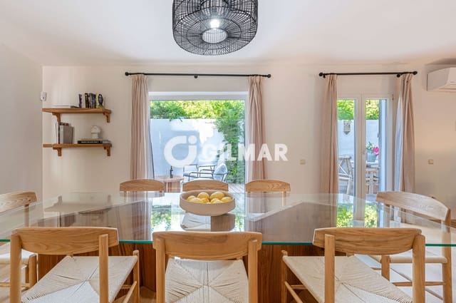 3 slaapkamer Rijtjeshuis te koop in La Carolina - Guadalpín, Marbella - € 990.000 (Ref: 10057213)