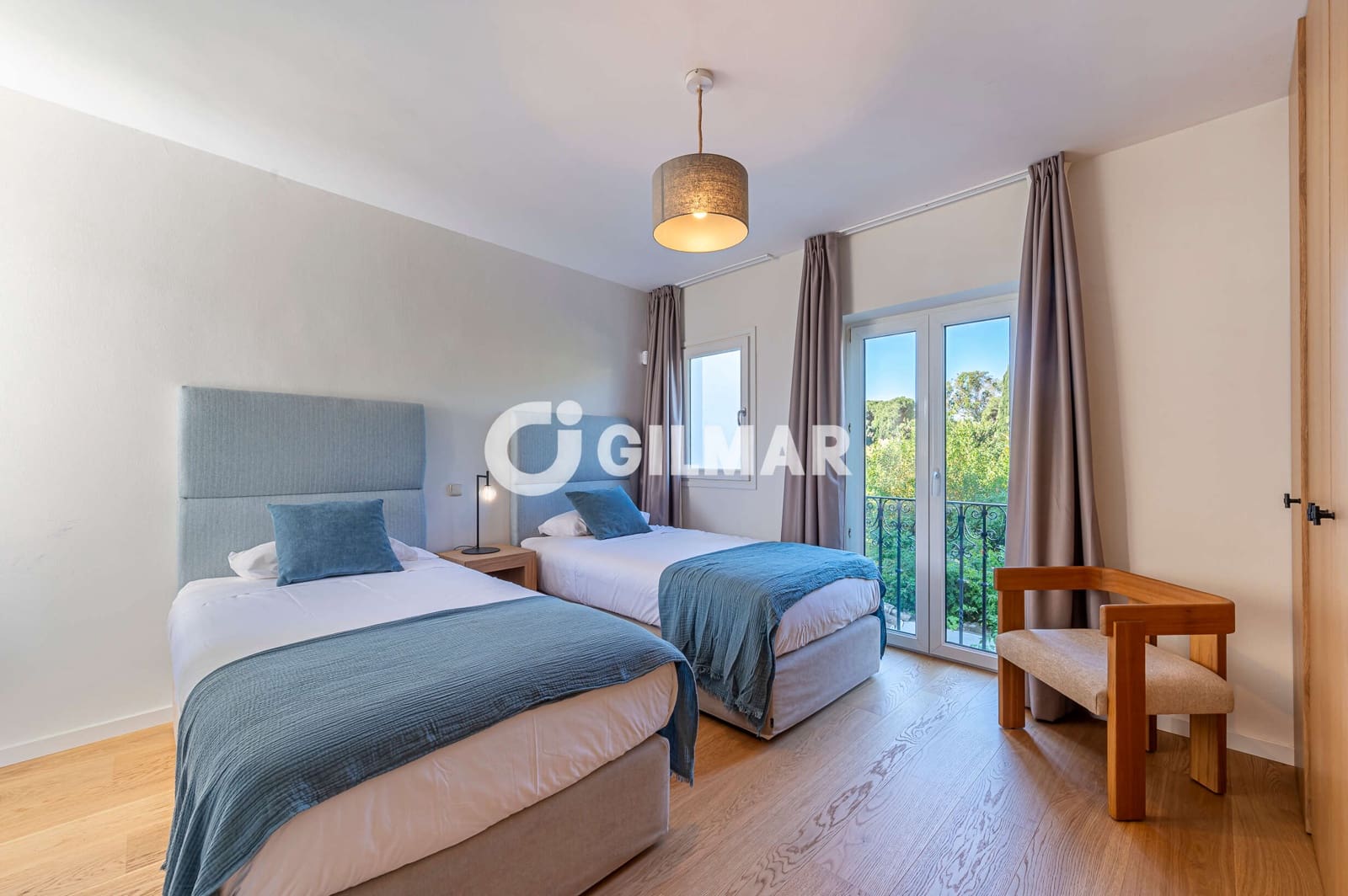 3 slaapkamer Rijtjeshuis te koop in Marbella - € 990.000 (Ref: 10057213)