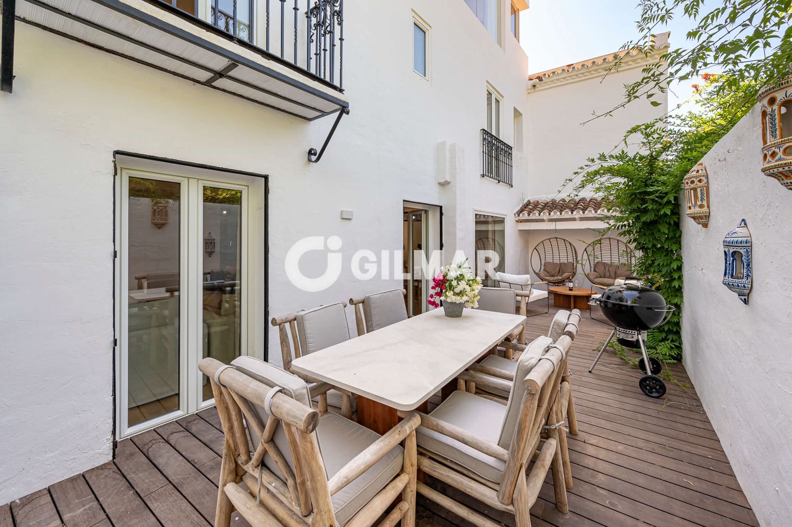 3 slaapkamer Rijtjeshuis te koop in Marbella - € 990.000 (Ref: 10057213)