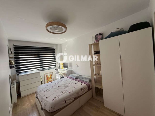 Piso de 2 habitaciones en Valverde, Madrid ciudad en venta con garaje - 665.000 € (Ref: 10062388)