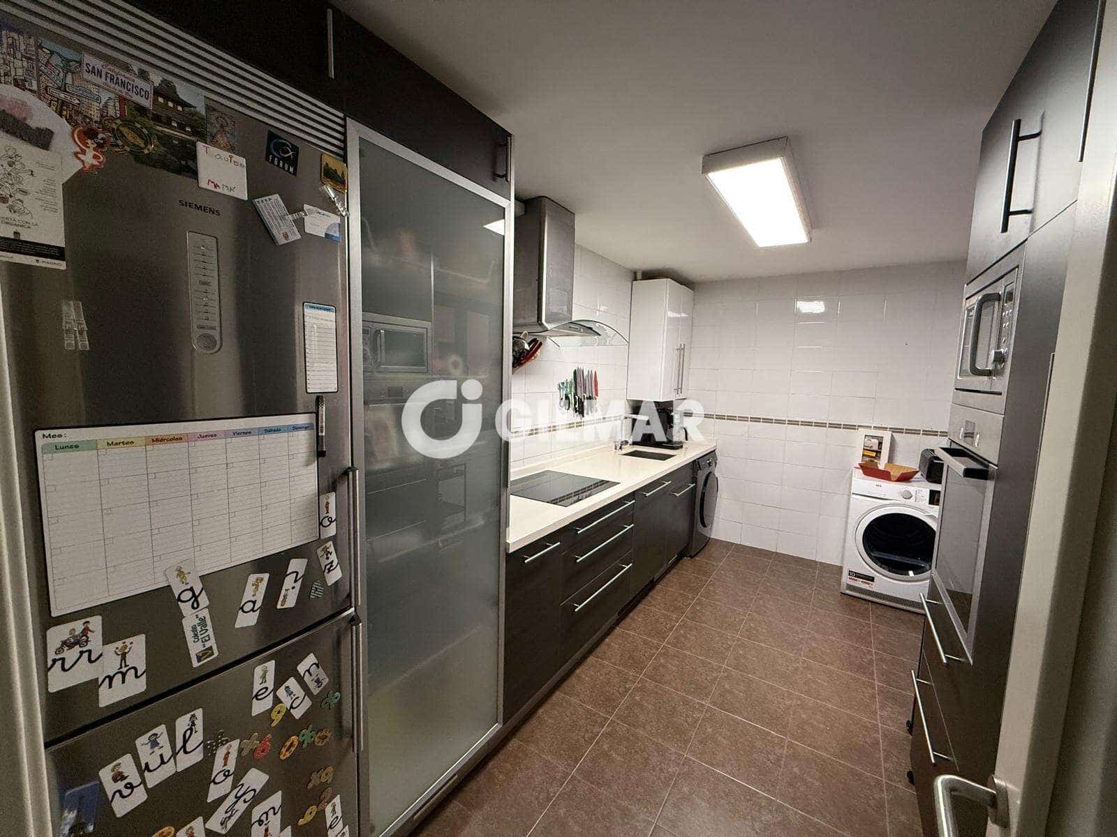 Piso de 2 habitaciones en Madrid ciudad en venta con garaje - 665.000 € (Ref: 10062388)