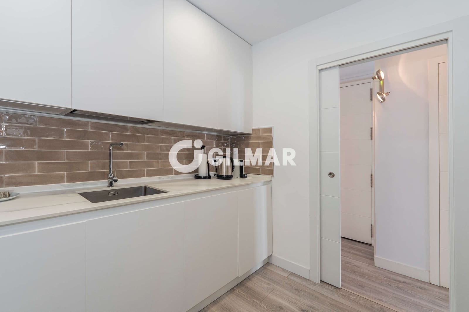 Piso de 2 habitaciones en Madrid ciudad en venta - 1.150.000 € (Ref: 10065669)