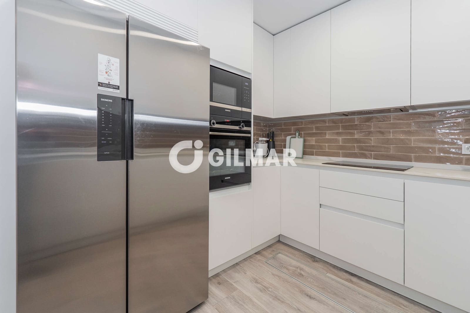 Piso de 2 habitaciones en Madrid ciudad en venta - 1.150.000 € (Ref: 10065669)