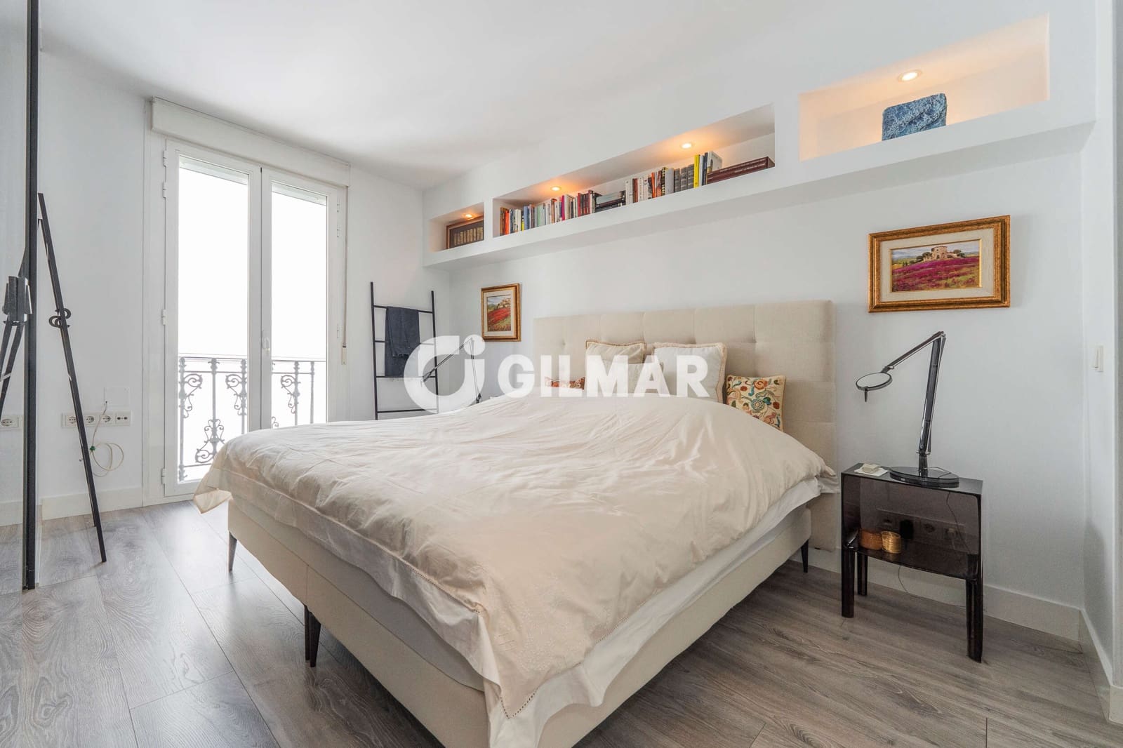 Piso de 2 habitaciones en Madrid ciudad en venta - 1.150.000 € (Ref: 10065669)