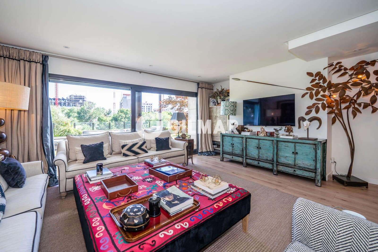 5 bedroom Flat for sale in Madrid city with pool garage - € 1,810,000 (Ref: 10073283)