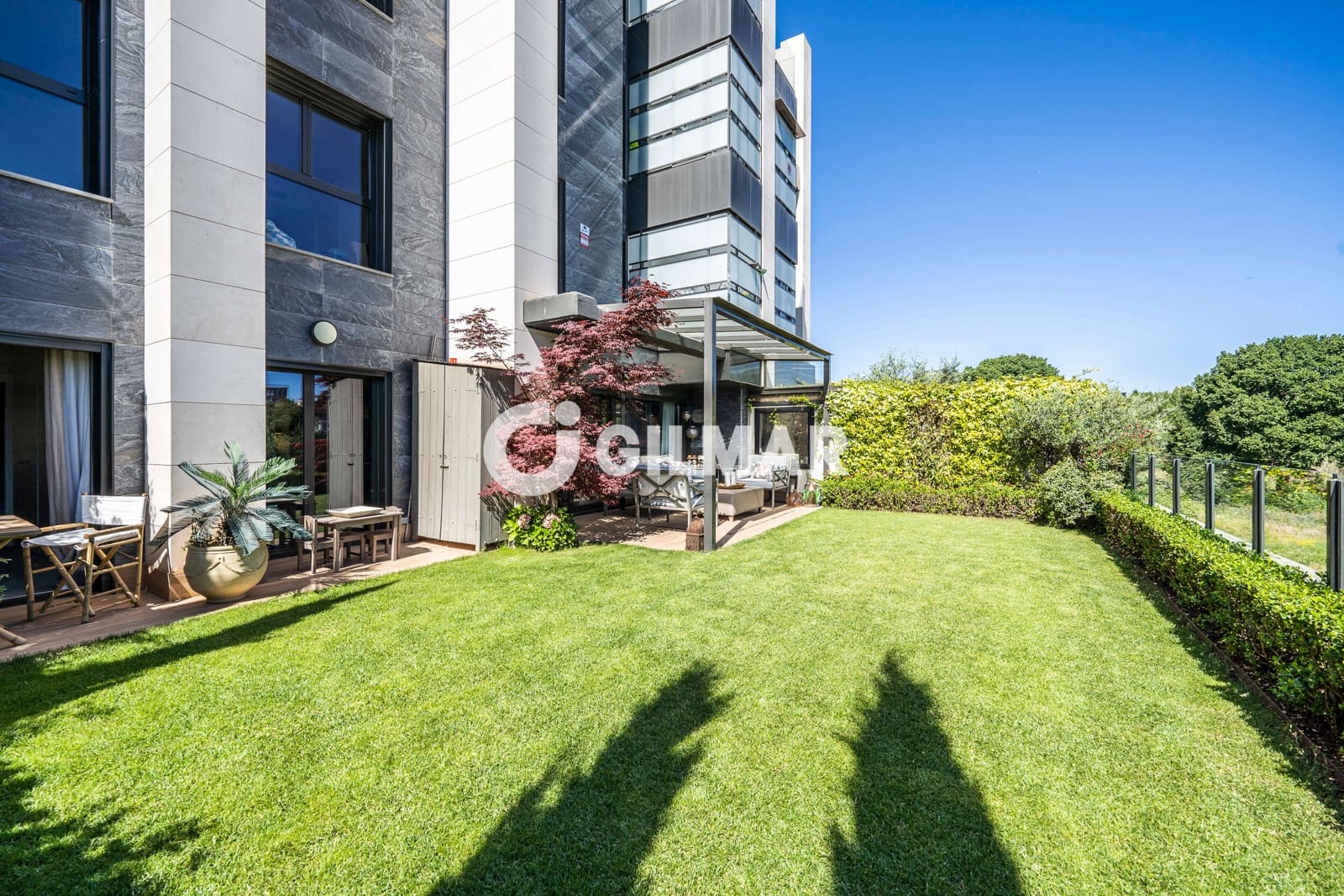 5 bedroom Flat for sale in Madrid city with pool garage - € 1,810,000 (Ref: 10073283)