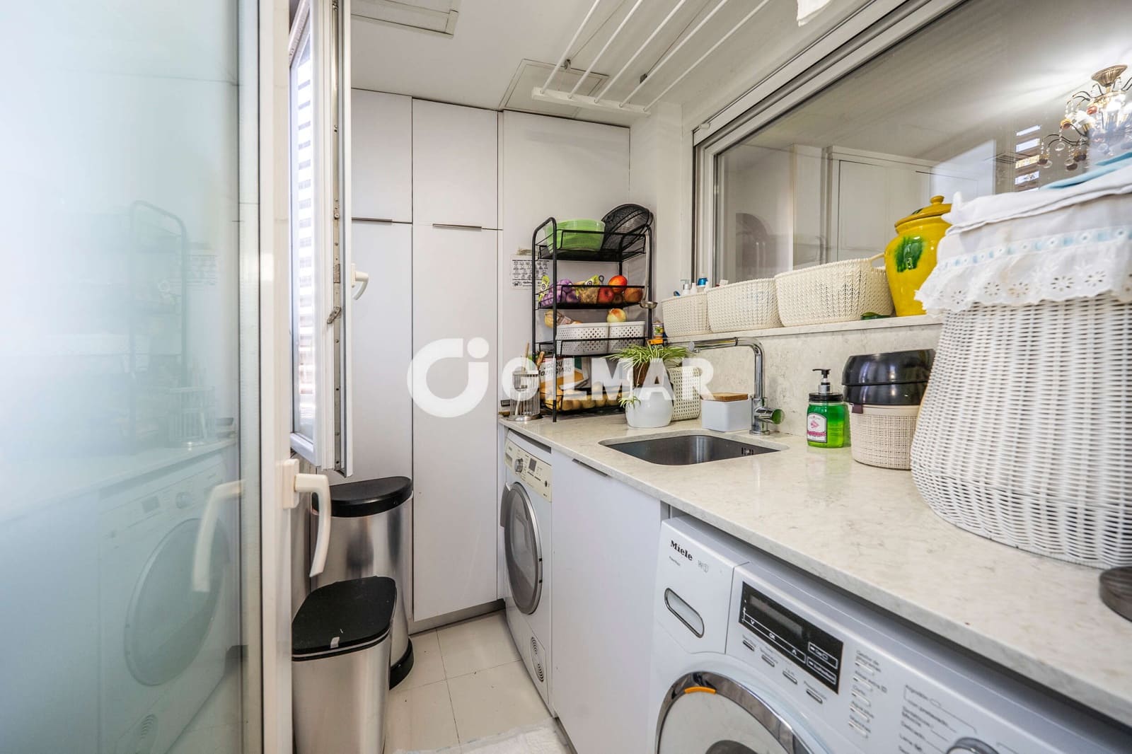 3 bedroom Flat for sale in La Moraleja with pool garage - € 1,450,000 (Ref: 10073288)