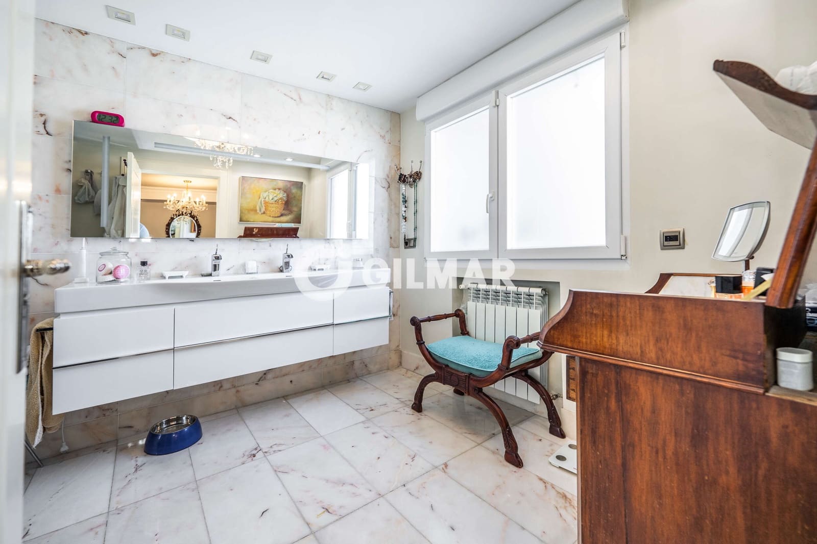 3 bedroom Flat for sale in La Moraleja with pool garage - € 1,450,000 (Ref: 10073288)