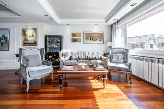 3 bedroom Flat for sale in La Moraleja, Alcobendas with pool garage - € 1,450,000 (Ref: 10073288)