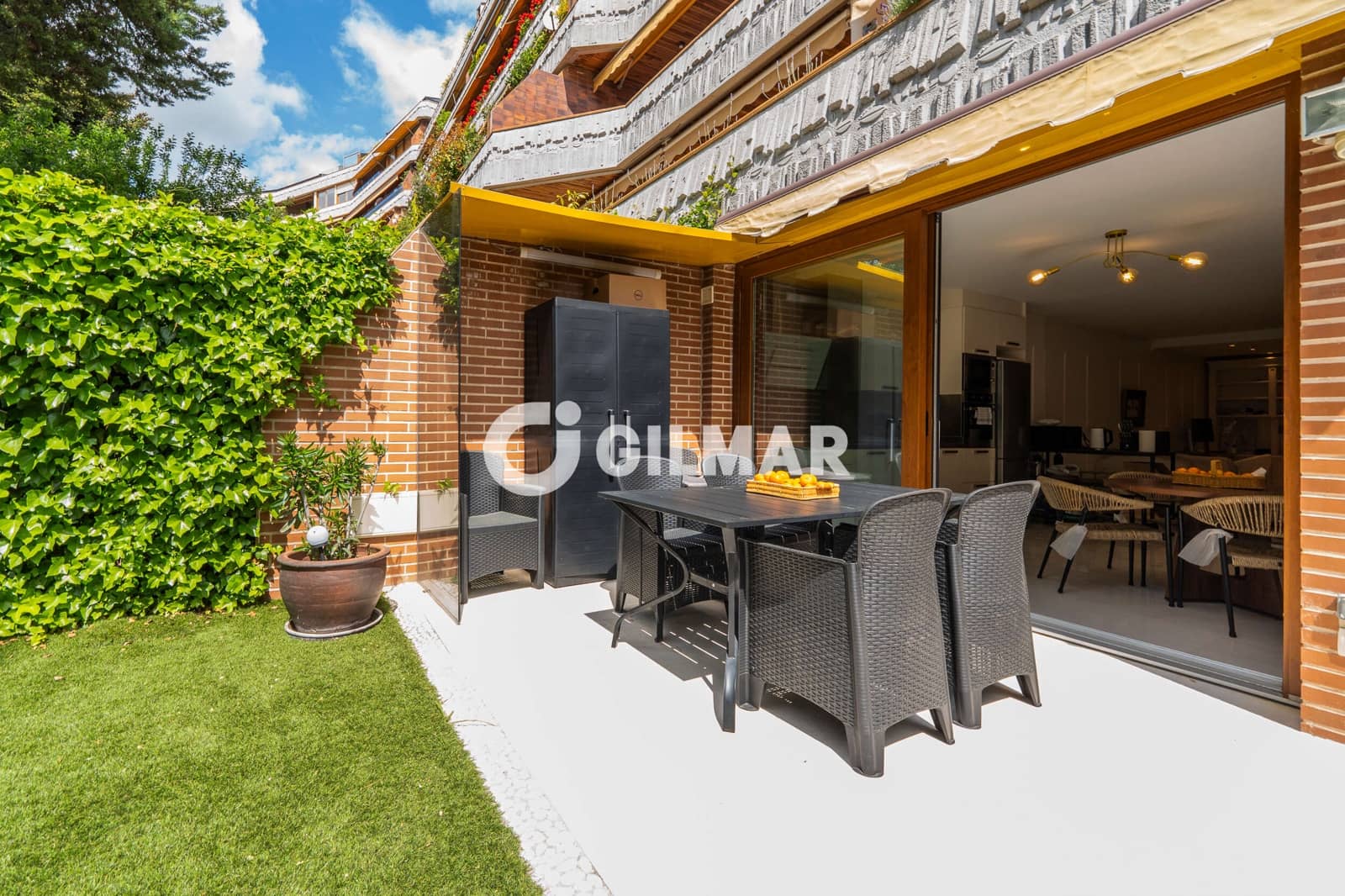 2 sypialnia Mieszkanie na sprzedaż w La Moraleja z basenem garażem - 1 195 000 € (Ref: 10073296)