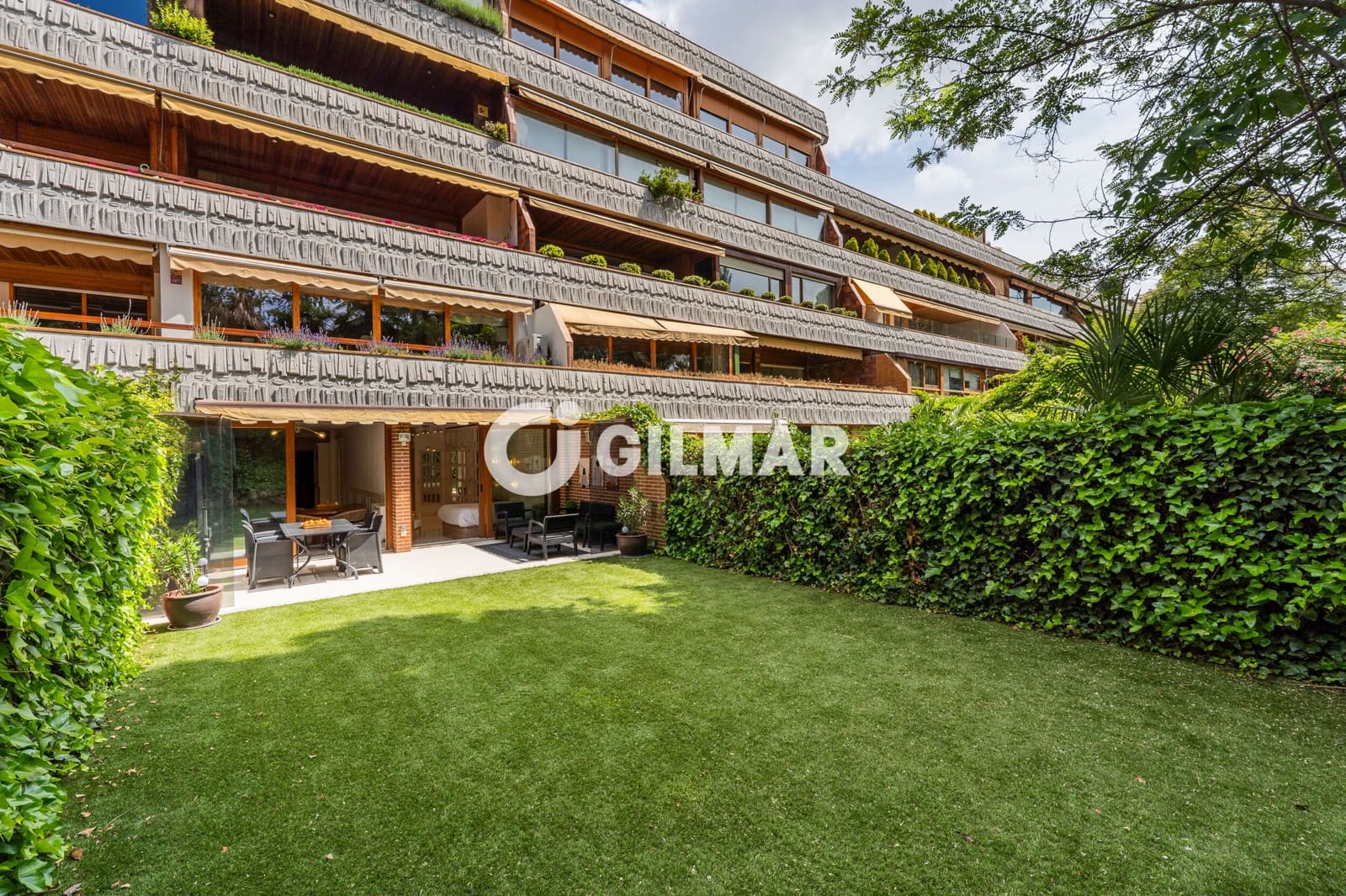 2 sypialnia Mieszkanie na sprzedaż w La Moraleja z basenem garażem - 1 195 000 € (Ref: 10073296)