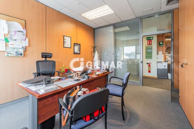 Bureau à vendre à Alcobendas avec garage - 695 000 € (Ref: 10073297)