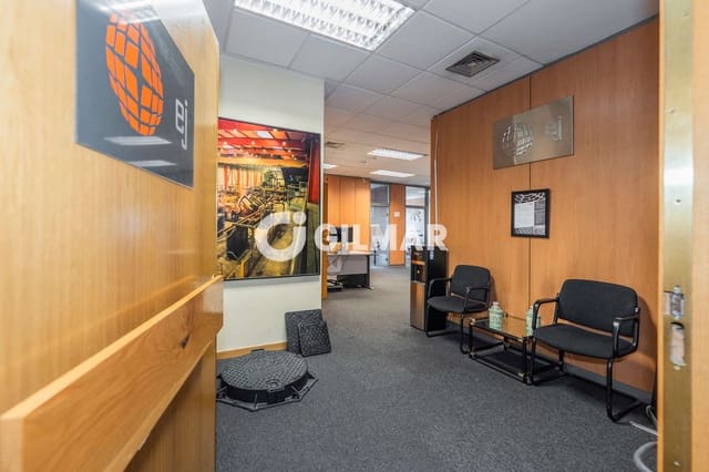 Bureau à vendre à Alcobendas avec garage - 695 000 € (Ref: 10073297)