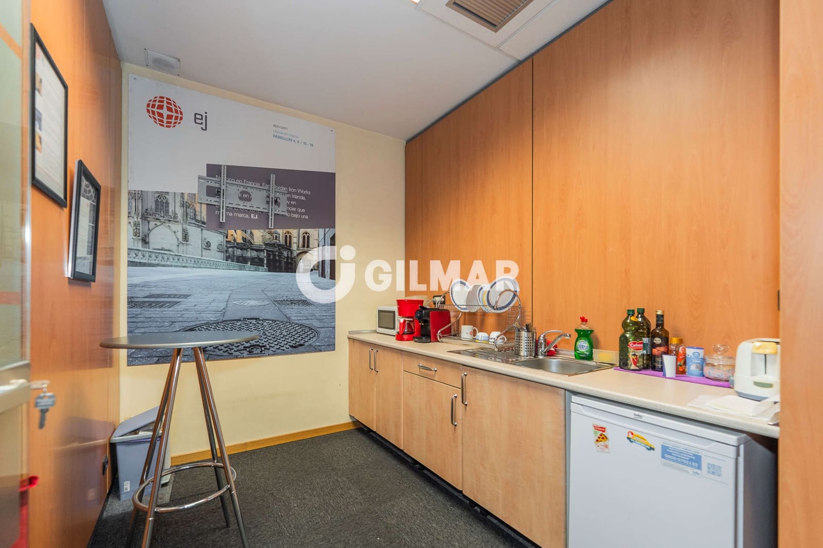 Bureau à vendre à Alcobendas avec garage - 695 000 € (Ref: 10073297)