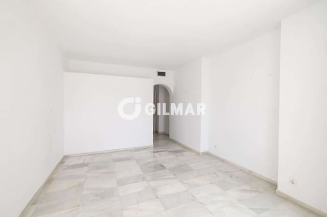 2 bedroom Flat for sale in Los Llanos, Estepona with pool - € 1,295,000 (Ref: 10074662)