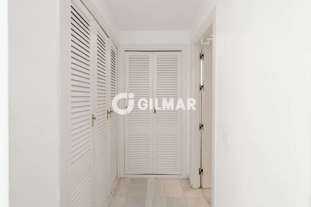 2 bedroom Flat for sale in Los Llanos, Estepona with pool - € 1,295,000 (Ref: 10074662)