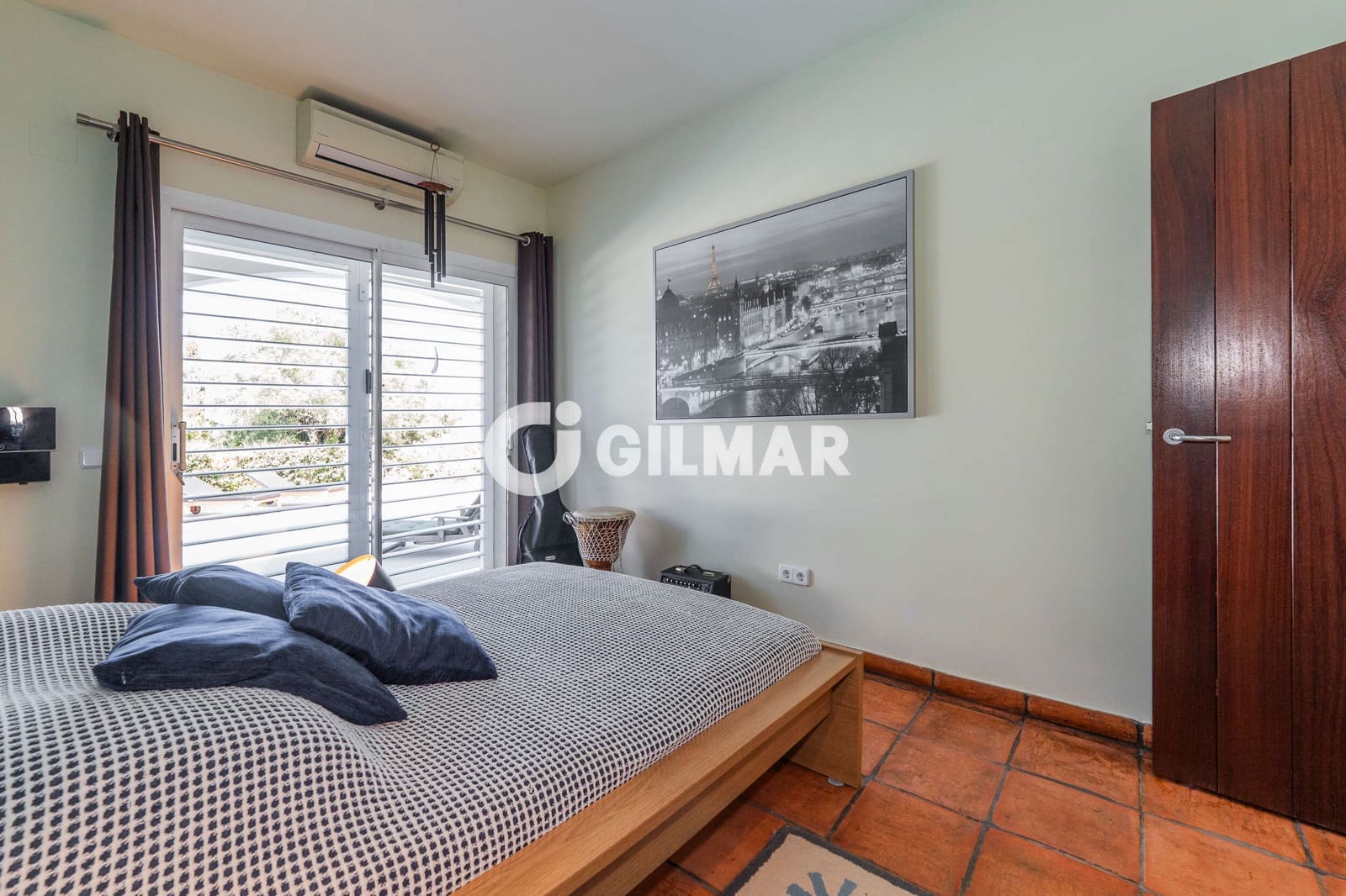 5 bedroom Villa for sale in El Casar with pool - € 780,000 (Ref: 10078805)