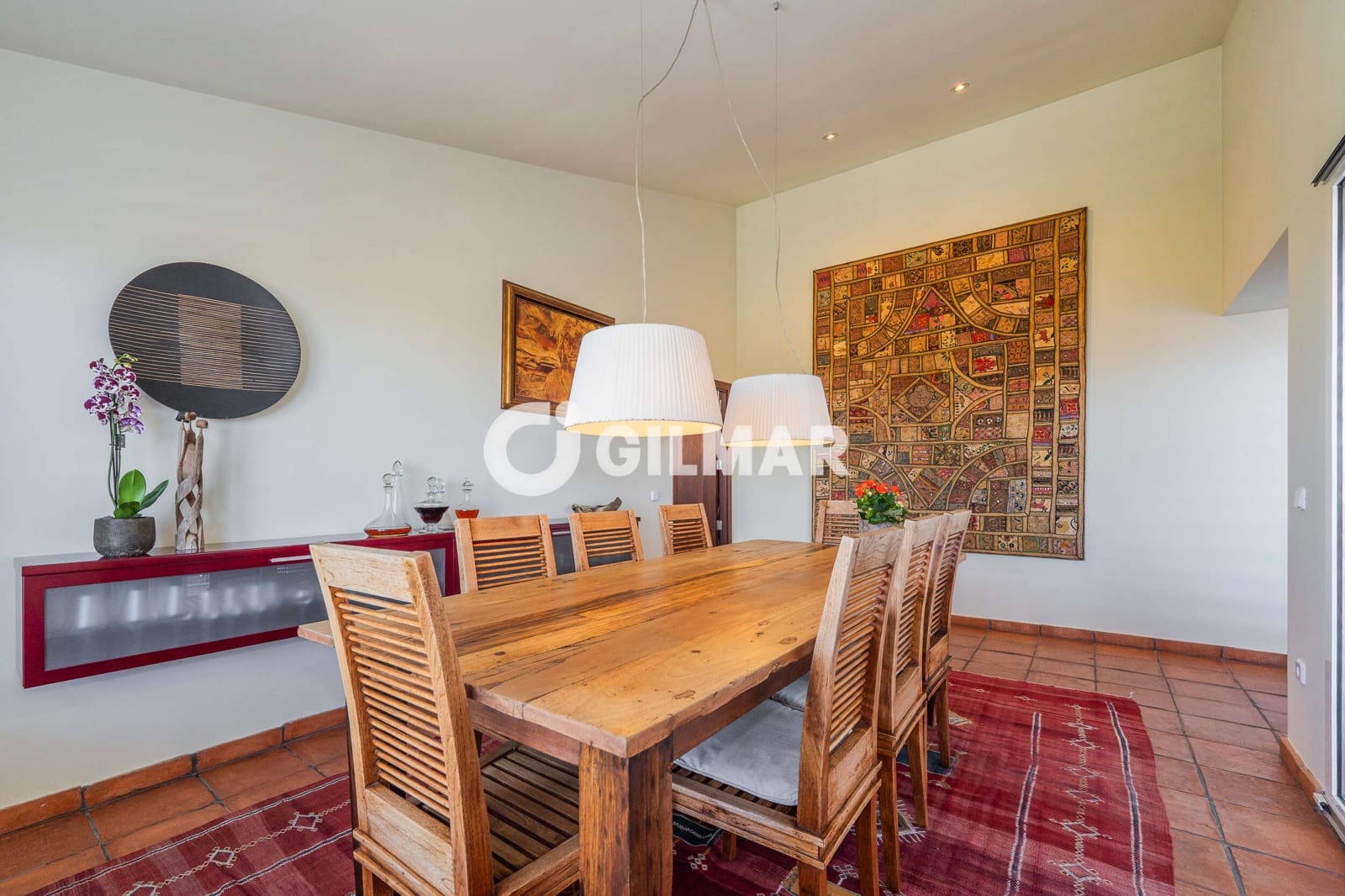 5 bedroom Villa for sale in El Casar with pool - € 780,000 (Ref: 10078805)