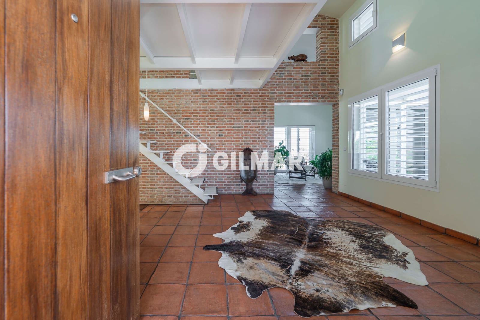 5 bedroom Villa for sale in El Casar with pool - € 780,000 (Ref: 10078805)