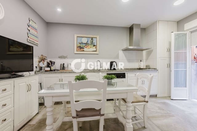 4 Zimmer Wohnung zu verkaufen in San Fernando - 325.000 € (Ref: 10079060)
