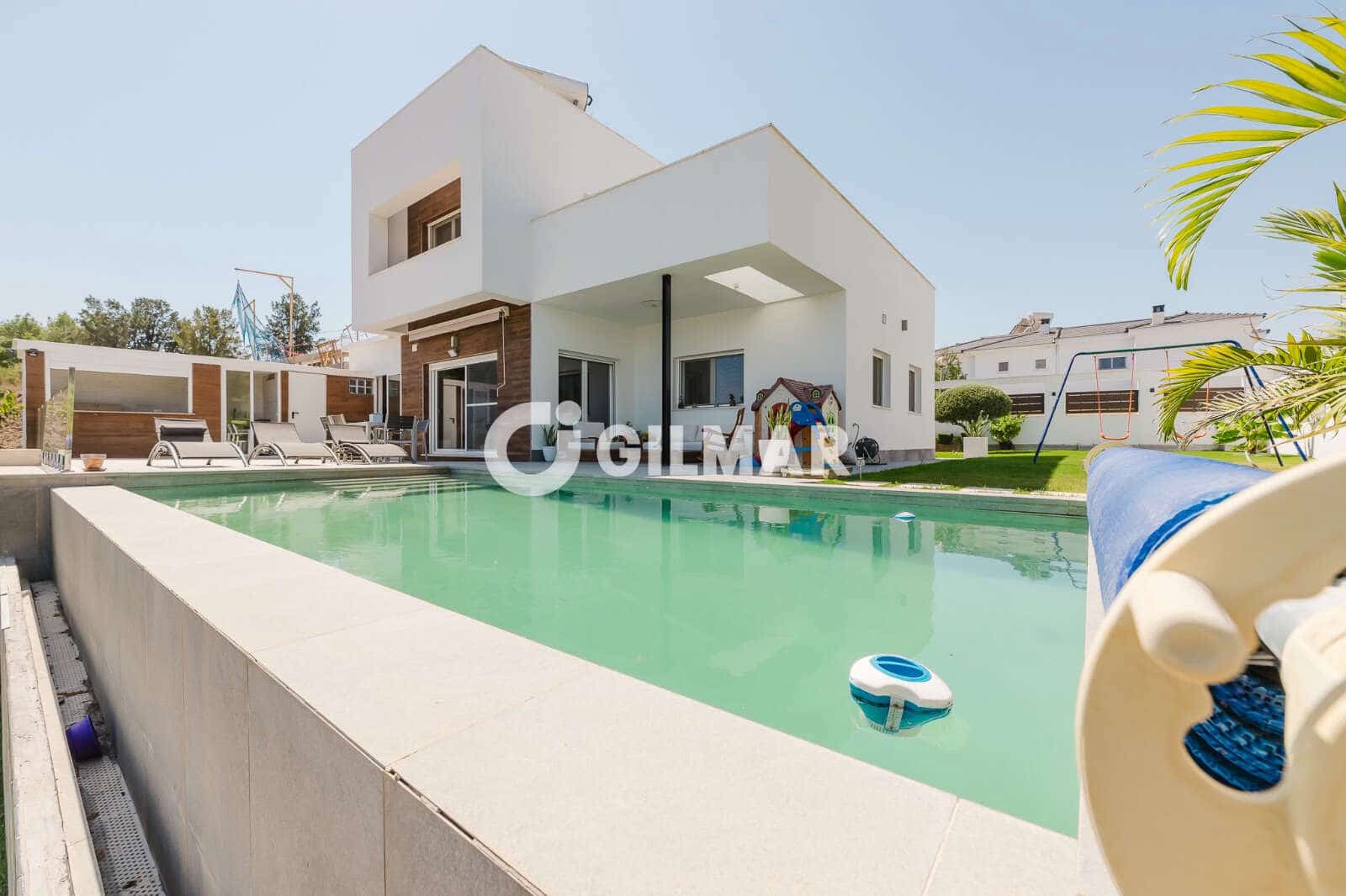 3 camera da letto Villetta Bifamiliare in vendita in Jerez de la Frontera con piscina - 680.000 € (Rif: 10079848)