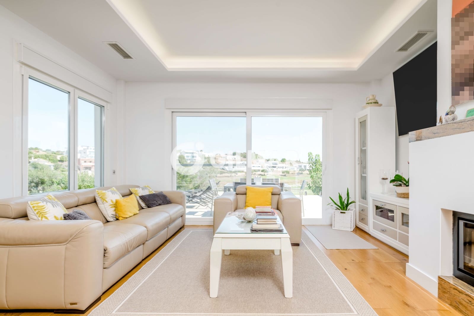 3 bedroom Villa for sale in Jerez de la Frontera with pool - € 680,000 (Ref: 10079848)