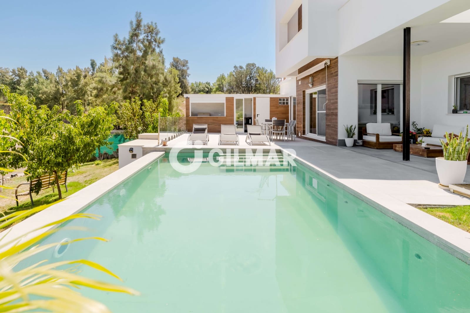 3 bedroom Villa for sale in Jerez de la Frontera with pool - € 680,000 (Ref: 10079848)