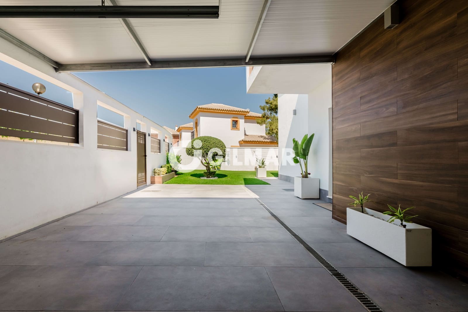 3 bedroom Villa for sale in Jerez de la Frontera with pool - € 680,000 (Ref: 10079848)