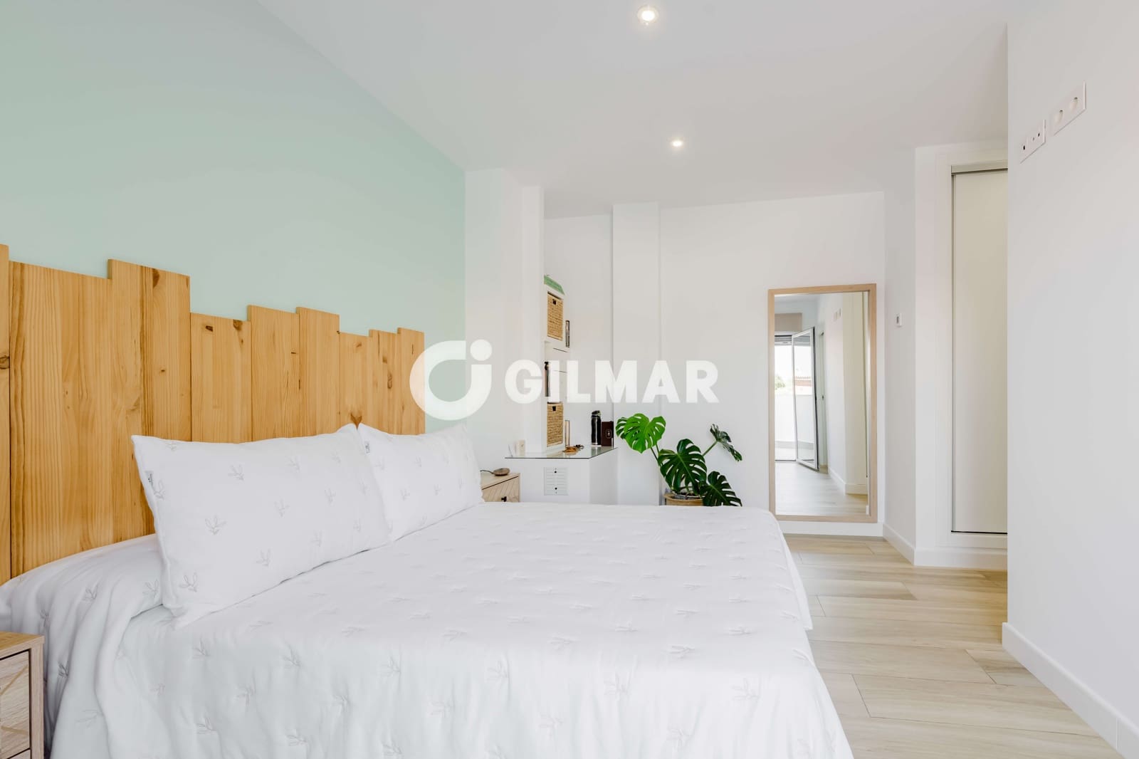 4 bedroom Semi-detached Villa for sale in Jerez de la Frontera with pool - € 600,000 (Ref: 10079849)